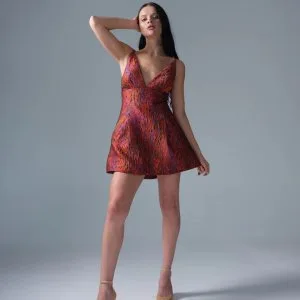 Mini hot dresses for ladies in uae