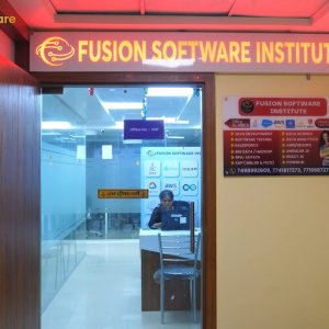 Fusion software institute | aws | devops | data analyst | data s