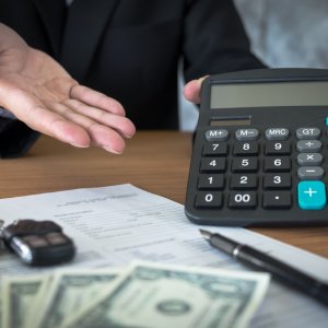 Calculate your gold loan emi in seconds