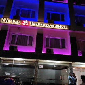Book affordable gokarna hotels near temple