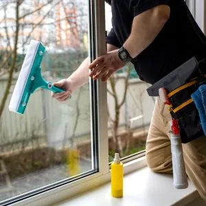 Professional window washing – fast & friendly service  