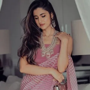 Buy handcrafted designer sarees online – elegant sarees for wome