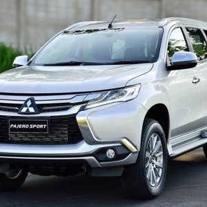 Mitsubishi pajero sport