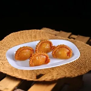 Buy chandrakala online – traditional indian sweet by murari swee