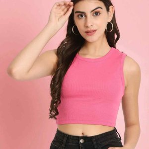 Pink crop top for girls - the perfect summer outfit