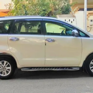 Innova crysta hire jaipur – luxury & comfort ride
