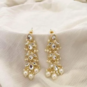 Pearl beaded kundan earrings