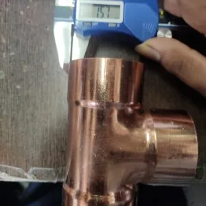 Copper tee fitting