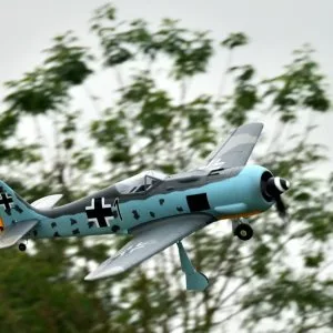 Upgraded dynam focke wulf fw-190 v3 4s rc warbird plane 1300mm