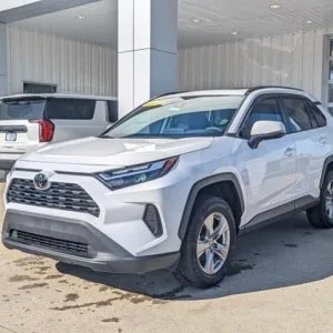 Selling my 2023 toyota rav4 xle awd