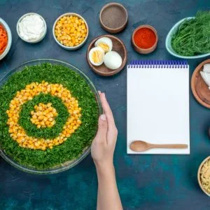 Diet during chemotherapy: fresh, protein-rich meals & hydration
