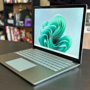 Desktop for rent in bangalore & macbook for rent in bangalore