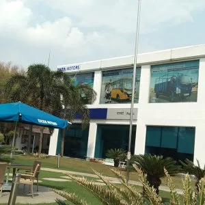 Most liked tata motors dealers in ropar
