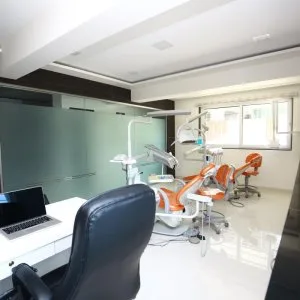 Dental hospital in vashi