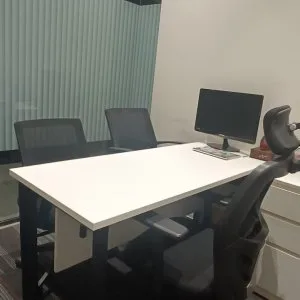 Manager cabin on rent in vashi
