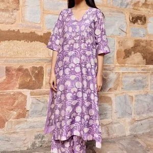 Turn heads with elegant chanderi kurta sets