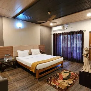 Best jungle resort in dandeli