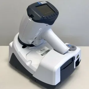 Nidek handyref-k handheld ref/keratometer