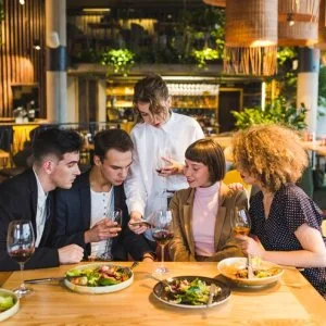 Best pure veg restaurant greater noida