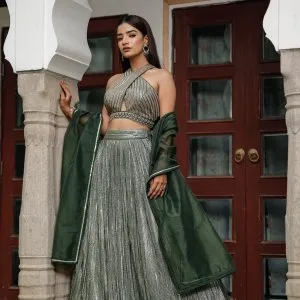 Modern sage green elegance with a contemporary twist