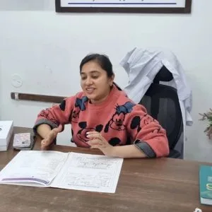 Dr ankita talreja best physiotherapist in aundh neck pain