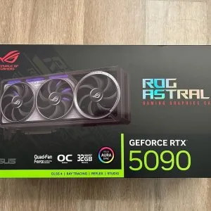 Til salgs asus rog astral rtx 5090 32gb engros