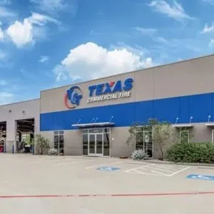 Find reliable commercial truck tires for heavy duty performance