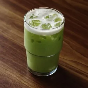 Matcha latte hot or iced premium green tea latte at avaya ca