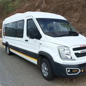 Force urbania tempo traveller rental in delhi