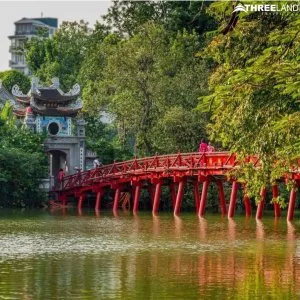 Majestic vietnam tour package by threeland travel