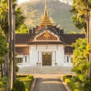 Discover laos in 7 days luang prabang vang vieng vientiane c