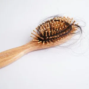 Why Does Hair Loss Occur in Women and How Can It Be Treated