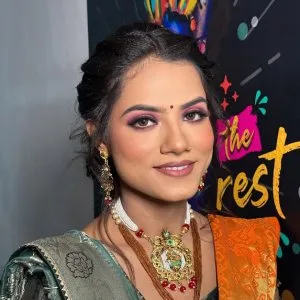 Best makeup academy in south campus delhilakme academy