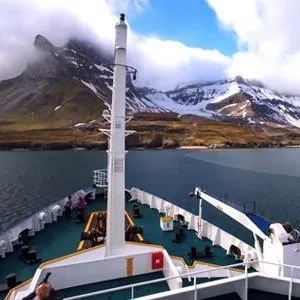 Arctic summer cruise with oceanwide expeditions