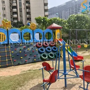 Top outdoor playground equipment supplier in faridabad