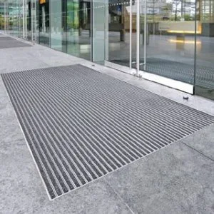 Aluminum entrance mat
