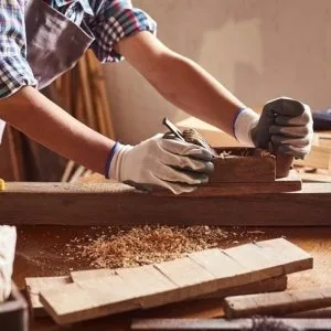 Carpenter service in rohini kaarigari living for professional