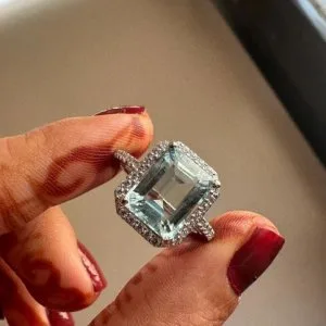 How to style an aquamarine ring for effortless charm