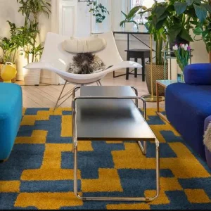 Why shaggy rugs are the ultimate cozy essential