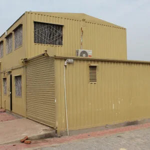 Portable bunkhouse for comfortable workforce accommodation