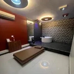 Royal oak spa in gorai