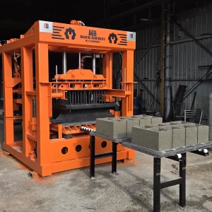 Machine a brique semiautomatique agb 41