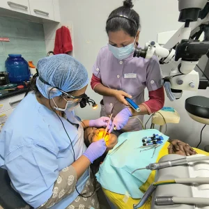 Where can i find an emergency dentist in thane