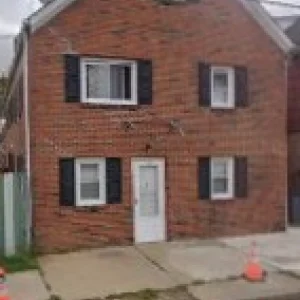 4 bedroom apartment for rent available now 