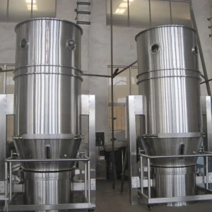 Industrial fluidized bed dryer for controlled drying of solid p